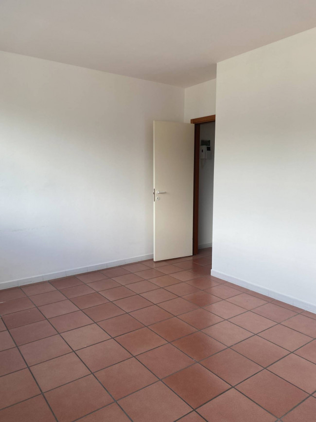 Studio/Ufficio in Affitto a Massa