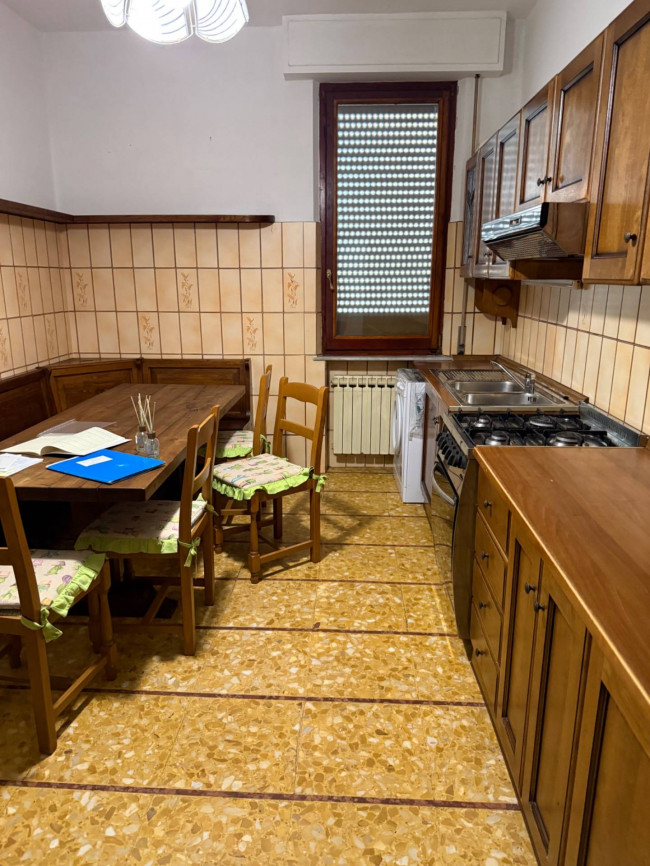 Appartamento in Affitto a Sarzana