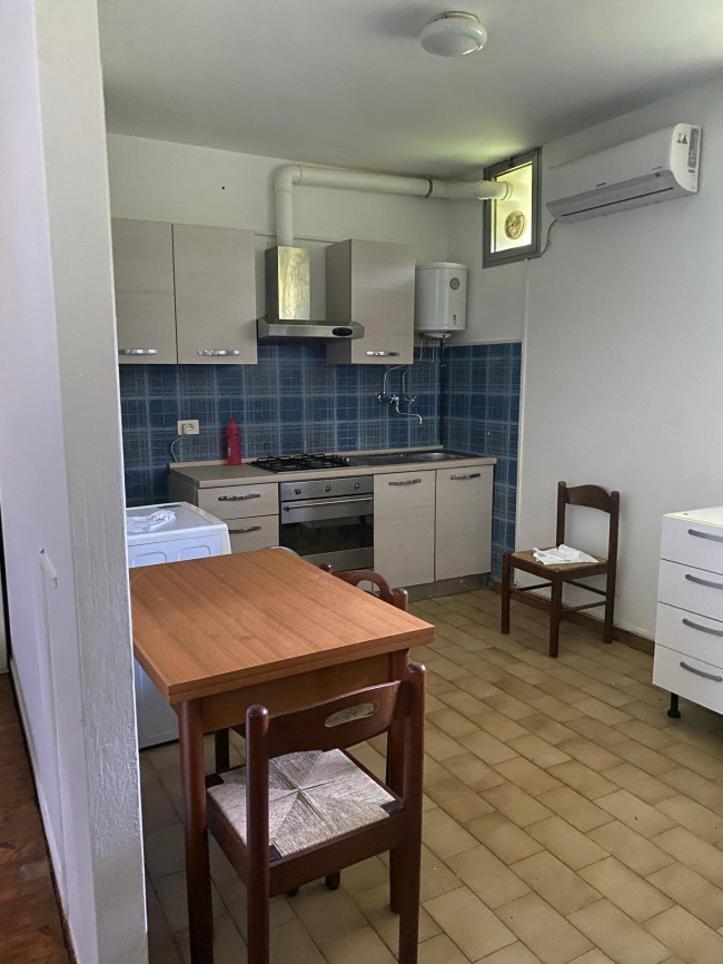 Appartamento in Affitto a Massa