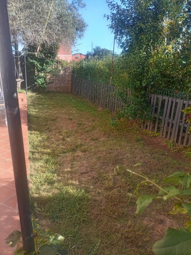 casa semindipendente in Affitto a Castelnuovo Magra