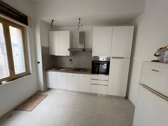 Appartamento in Affitto a Carrara