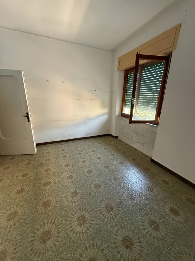 Appartamento in Affitto a Massa