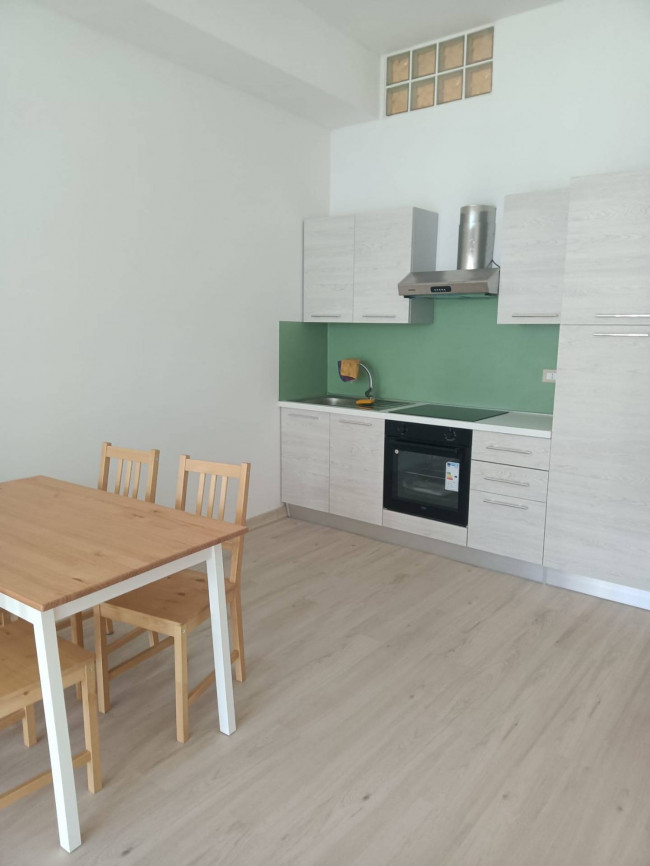 Appartamento in Affitto a Carrara