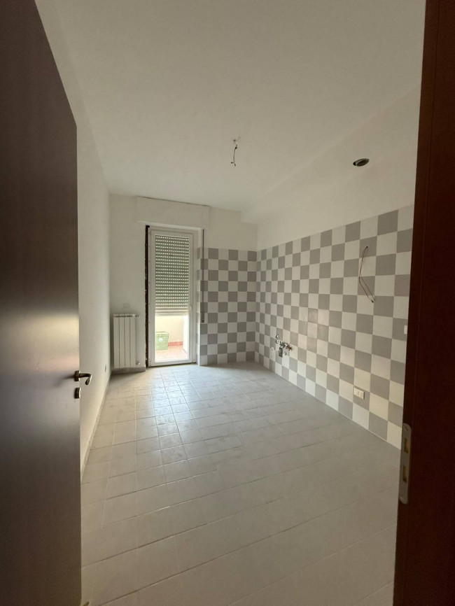 Appartamento in Affitto a Carrara