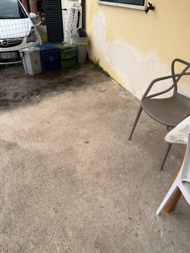 casa semindipendente in Affitto a Massa
