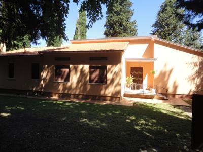Villa in vendita a Montecarotto (AN)