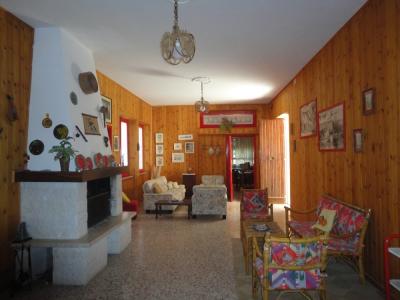 Villa in vendita a Montecarotto (AN)