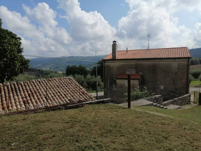 Rustico in vendita a Serra San Quirico (AN)