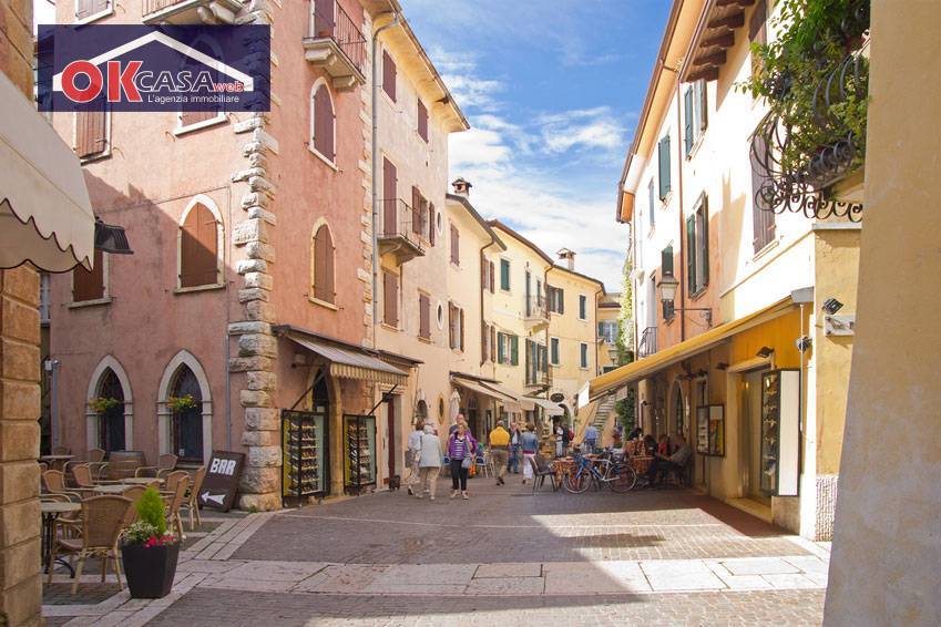 Kommerzielle Aktivität | Verona, Torri del Benaco, cesare battisti