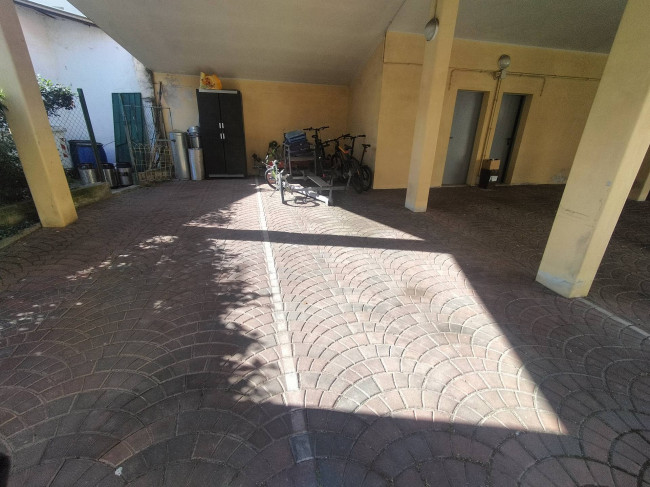 Monfalcone Posto auto coperto