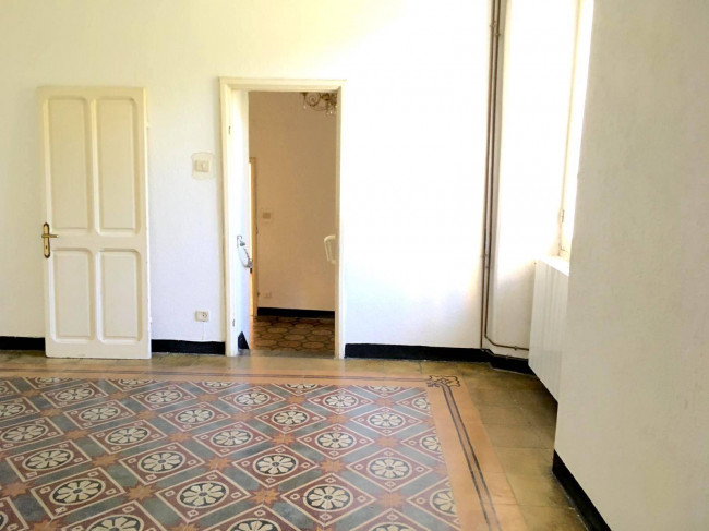 Appartamento in vendita a Finalborgo, Finale Ligure (SV)