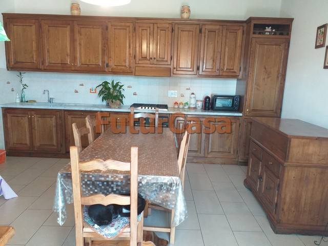Villa Unifamiliare - Indipendente MONTECARLO vendita  San Salvatore  Immobiliare FuturCasa