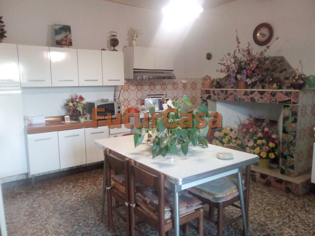 Villa Unifamiliare - Indipendente CHIESINA UZZANESE vendita    Immobiliare FuturCasa