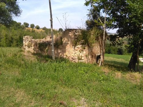 Rustico in vendita a Penna Alta, Bellante (TE)