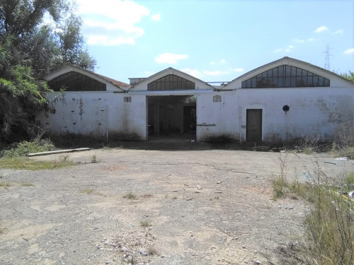 Capannone in Affitto a Corropoli