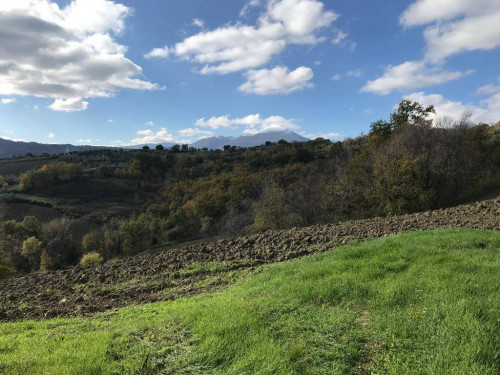 Rustico in vendita a Ponzano, Civitella Del Tronto (TE)