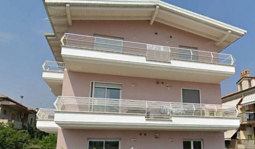 Appartamento in vendita a Colleranesco, Giulianova (TE)
