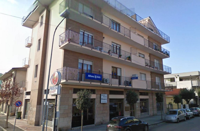 Locale commerciale in Vendita a Giulianova