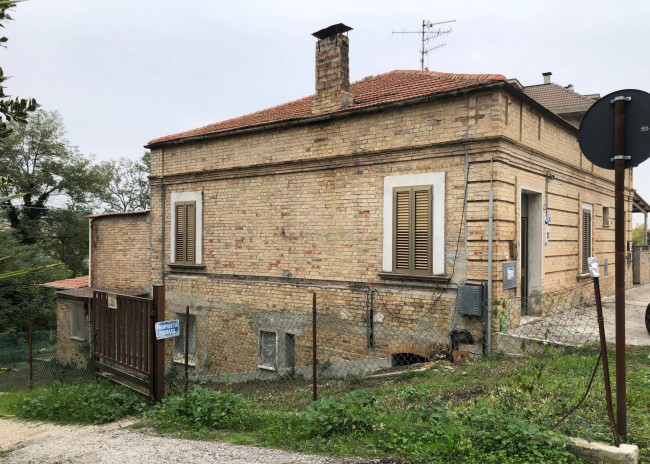 Villette a schiera in Vendita a Nereto