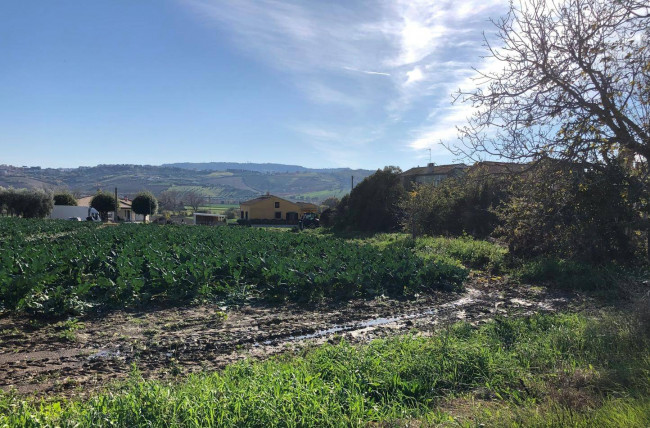Terreno residenziale in Vendita a Roseto degli Abruzzi