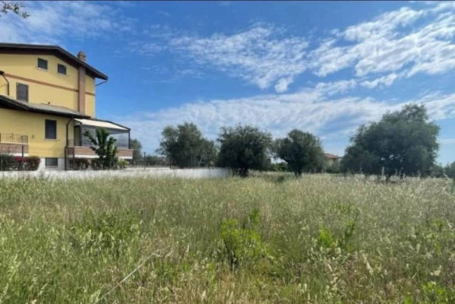 Terreno residenziale in Vendita a Mosciano Sant'Angelo