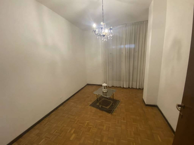 Appartamento in vendita a Centro, Legnano (MI)