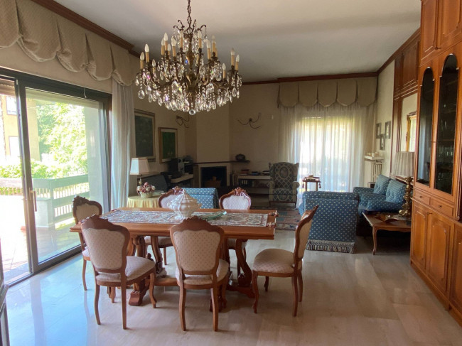 Villa in vendita a Cerro Maggiore (MI)