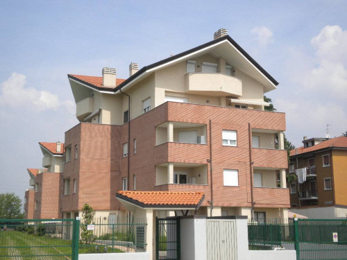 Appartamento in Affitto a Legnano