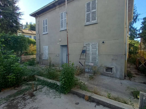 Casa indipendente in vendita a Cesena (FC)
