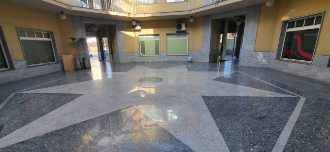 Locale commerciale in Vendita a Gallarate