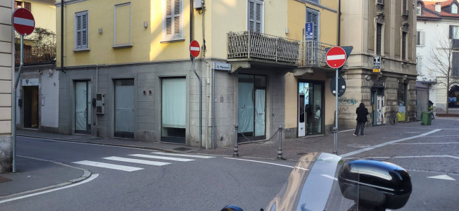 Locale commerciale in Affitto a Gallarate