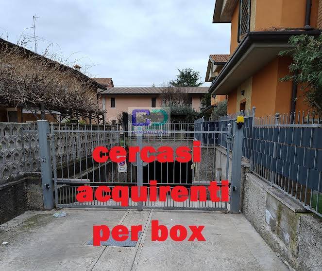 Garage/Box/Posto auto in vendita a Ciserano (BG)
