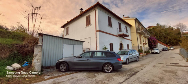 Casa semi-indipendente in vendita a Folignano (AP)