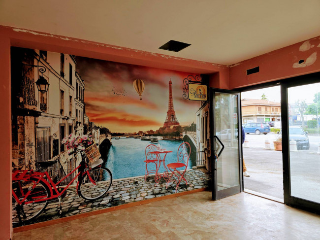 Locale commerciale in vendita a Montegiorgio