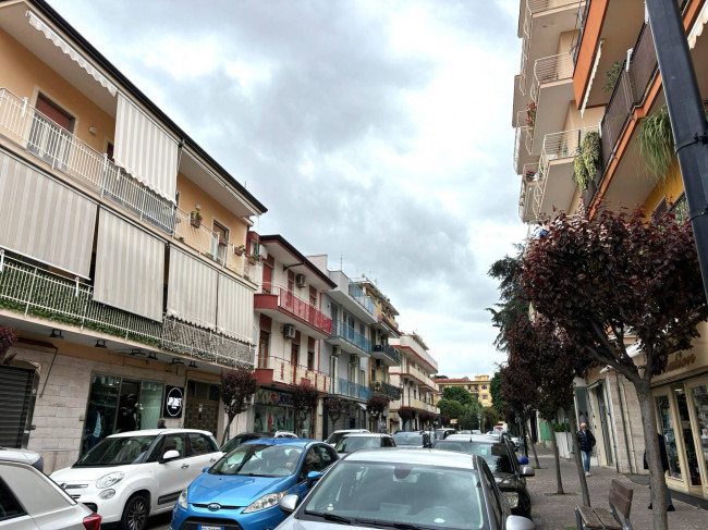 Locale Deposito in Vendita a Pomigliano d'Arco