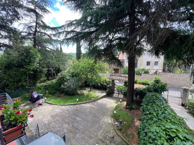 Villino in Vendita a Firenze
