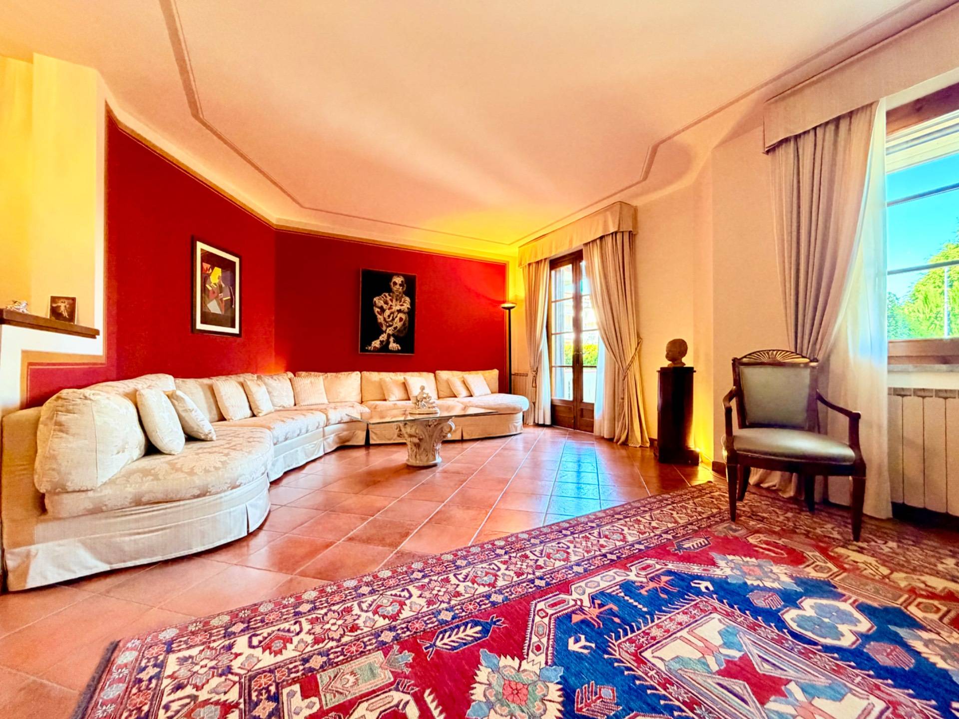 villa bifamiliare