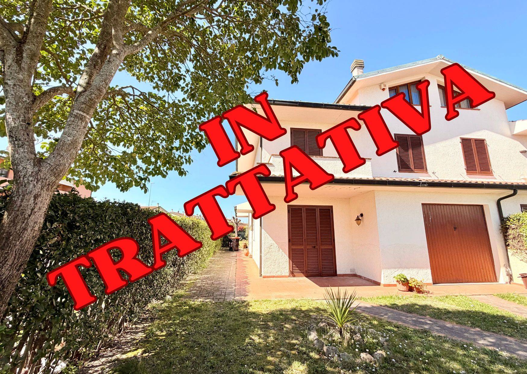 villa bifamiliare