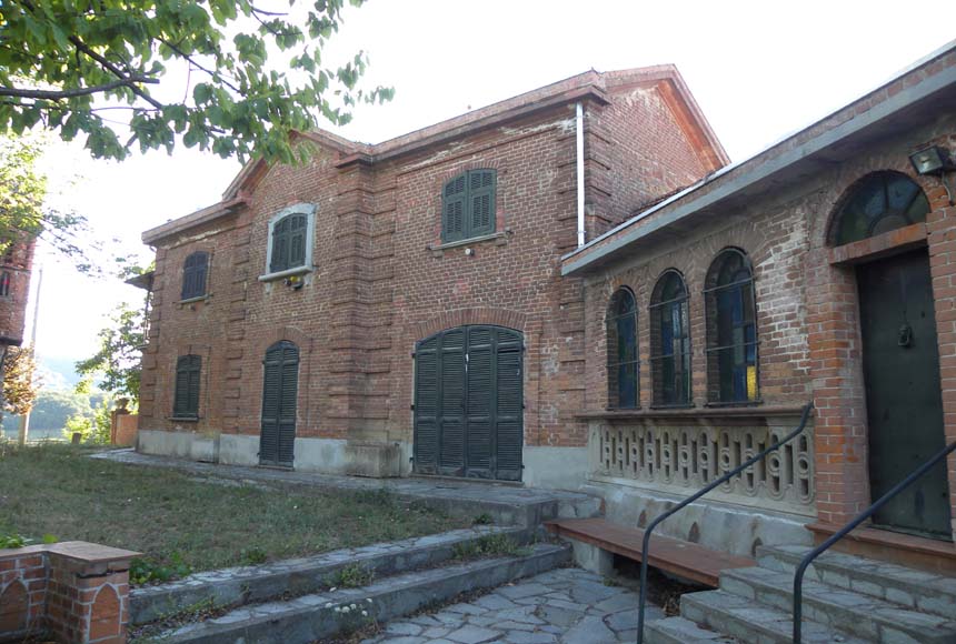 Villa Padronale in Vendita a Cairo Montenotte