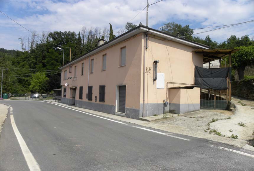 Casa in Vendita a Cossano Belbo