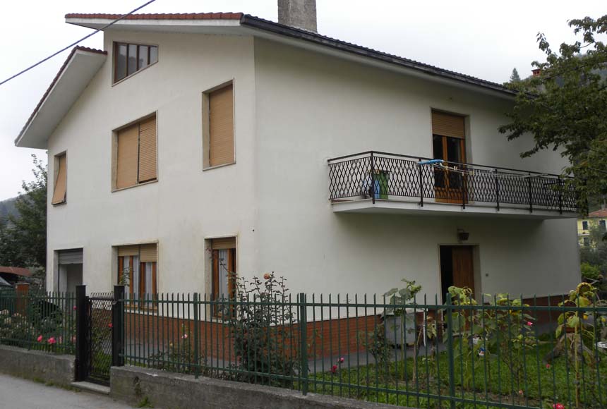 Villa / Villetta in Vendita a Osiglia