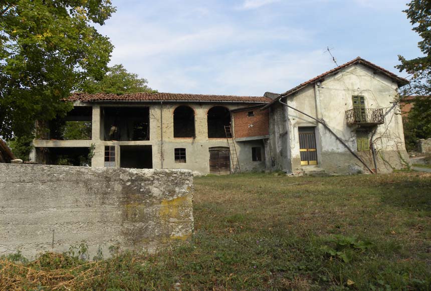 Casa Rustica in Vendita a Spigno Monferrato