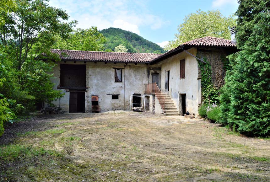 Country House (rustic) for Sale to Vesime