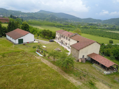 Farmhouse / Estate for Sale to Spigno Monferrato