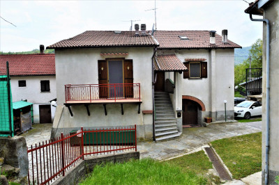 Casa - Semindipendente in Vendita a Spigno Monferrato