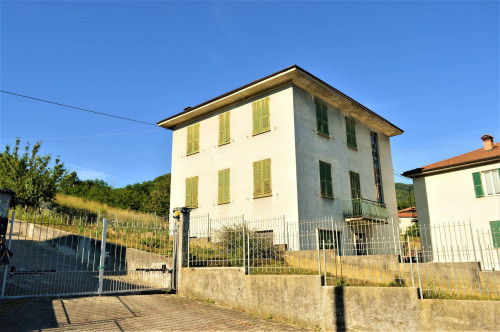 House for Sale to Saliceto