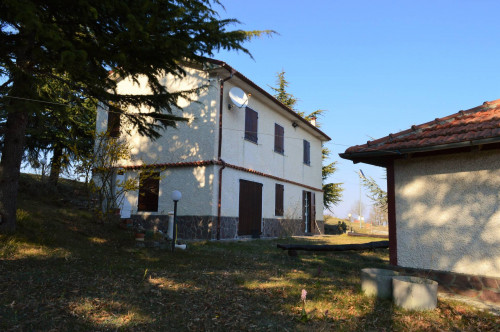 Villa Padronale in Vendita a Piana Crixia