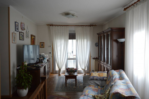 Apartment for Sale to Altare