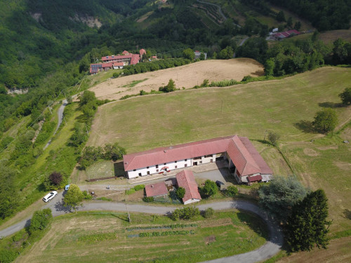 Bauernhof in Kauf bis Roccaverano