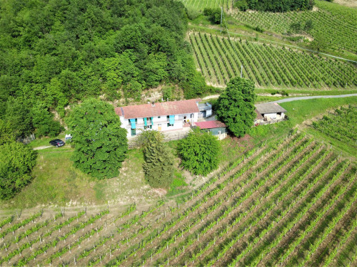 Farmhouse / Estate for Sale to Acqui Terme